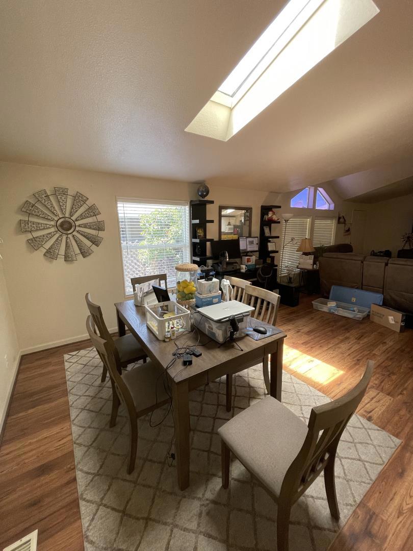 1505 La Perla Dr, Modesto, CA 95357