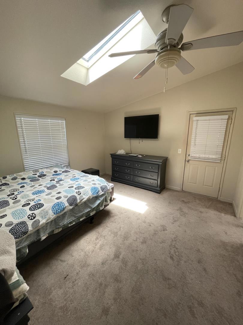 1505 La Perla Dr, Modesto, CA 95357