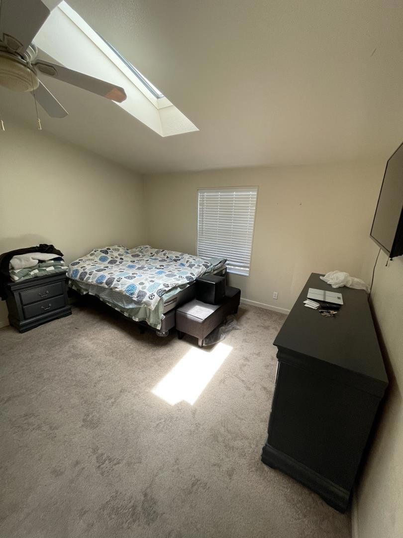 1505 La Perla Dr, Modesto, CA 95357