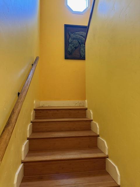 9537 Wamble Rd, Oakdale, CA 95361