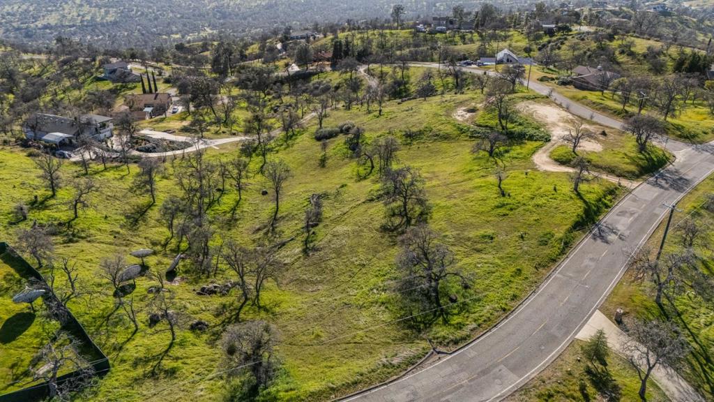 41176 Lilley Mountain Dr, Coarsegold, CA 93614