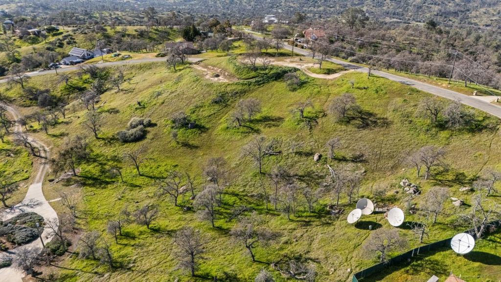 41176 Lilley Mountain Dr, Coarsegold, CA 93614