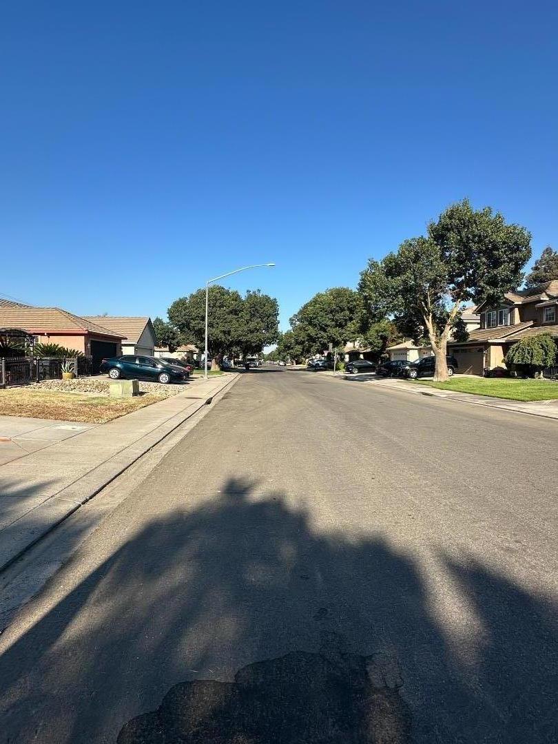 2613 Medinah Ct, Modesto, CA 95355