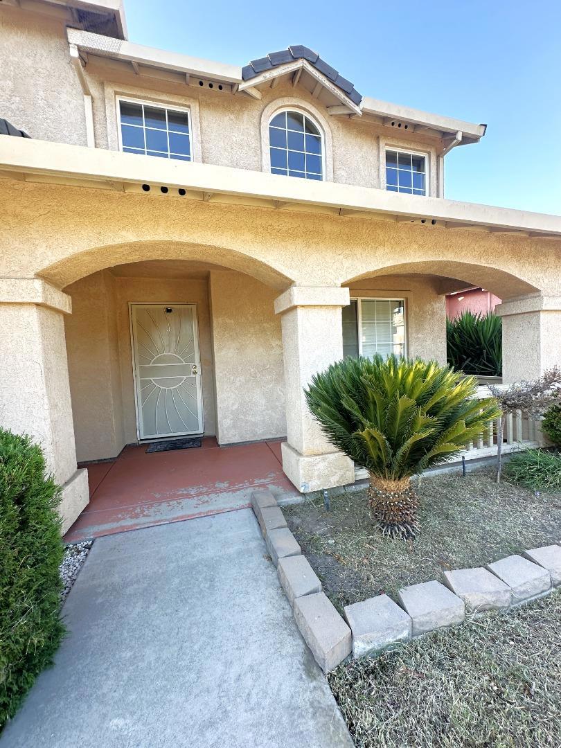 2613 Medinah Ct, Modesto, CA 95355