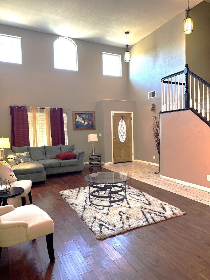 2613 Medinah Ct, Modesto, CA 95355