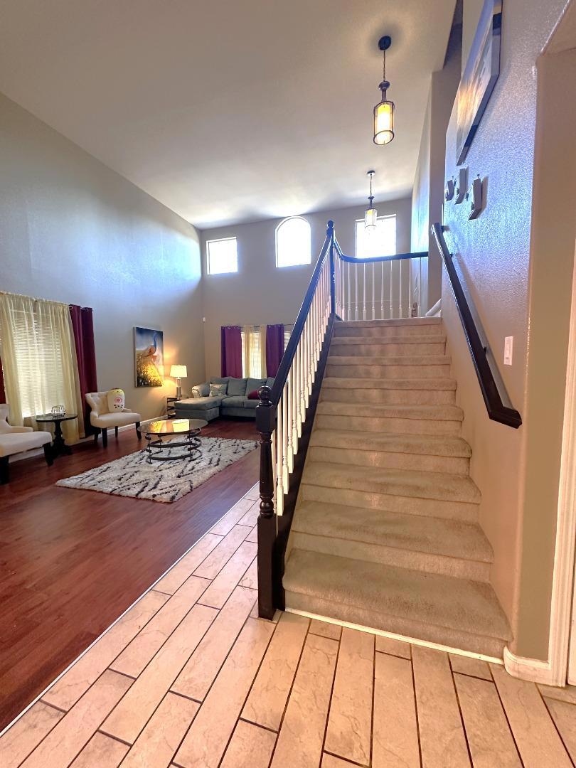 2613 Medinah Ct, Modesto, CA 95355