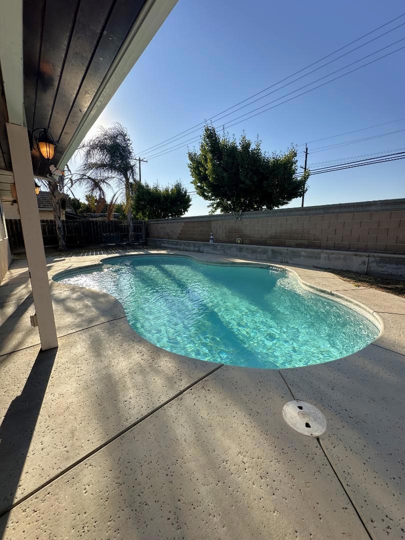 2613 Medinah Ct, Modesto, CA 95355