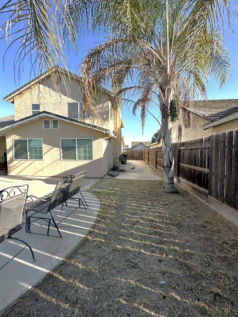 2613 Medinah Ct, Modesto, CA 95355
