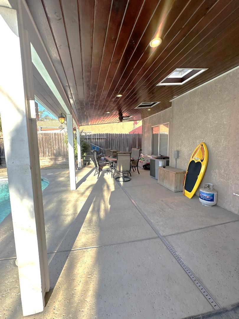 2613 Medinah Ct, Modesto, CA 95355