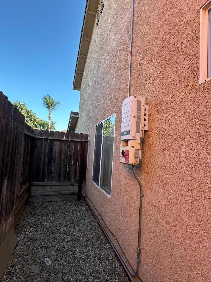 2613 Medinah Ct, Modesto, CA 95355