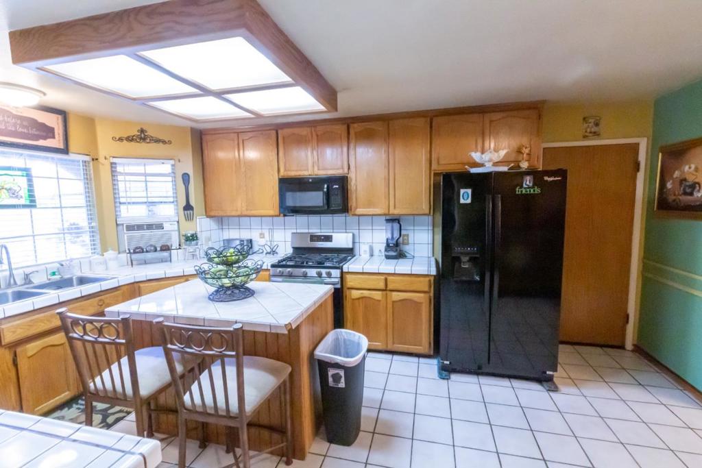 10475 Mission Ave, Le Grand, CA 95333