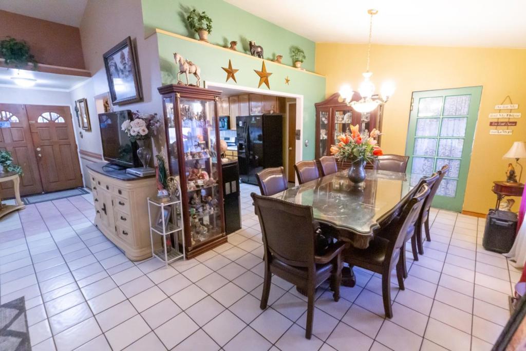 10475 Mission Ave, Le Grand, CA 95333