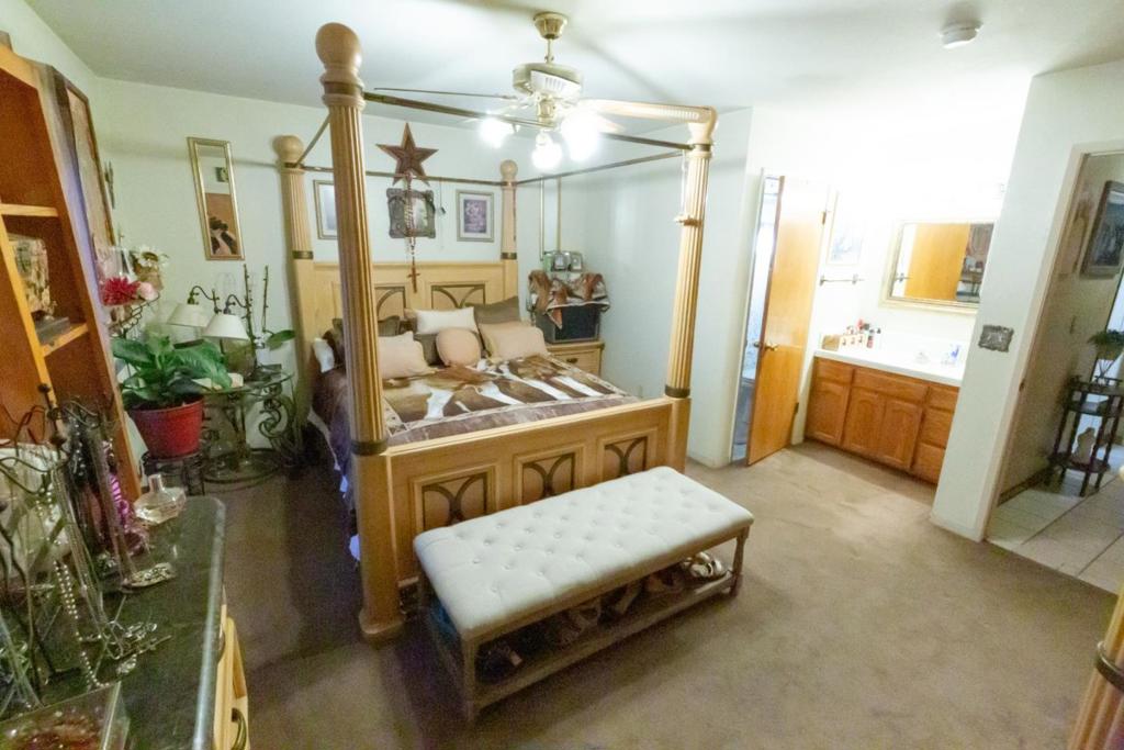 10475 Mission Ave, Le Grand, CA 95333