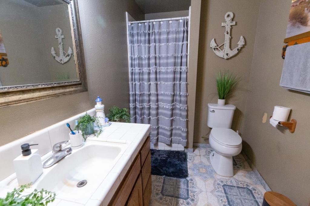 10475 Mission Ave, Le Grand, CA 95333