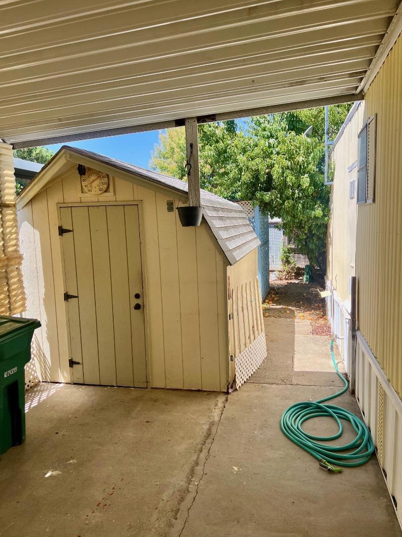 1400 Meredith, Gustine, CA 95322