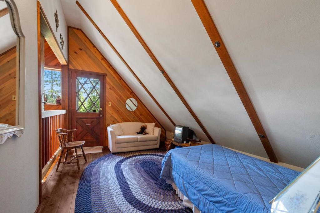 29380 Lassen Drive, Cold Springs, CA 95335