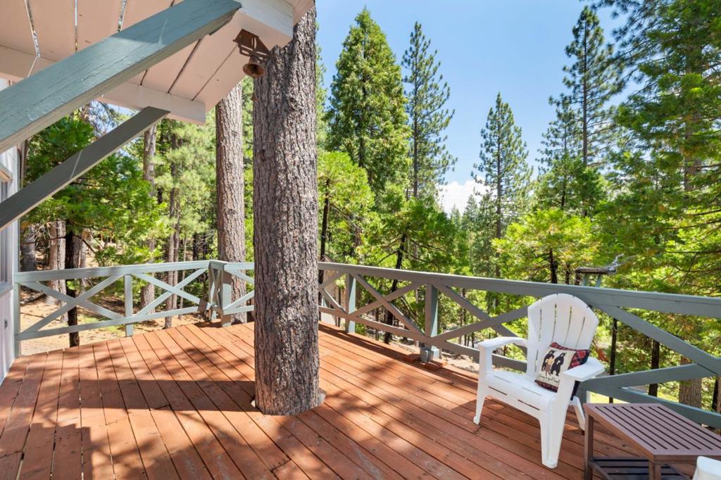 29380 Lassen Drive, Cold Springs, CA 95335