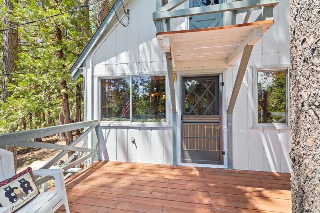 29380 Lassen Drive, Cold Springs, CA 95335