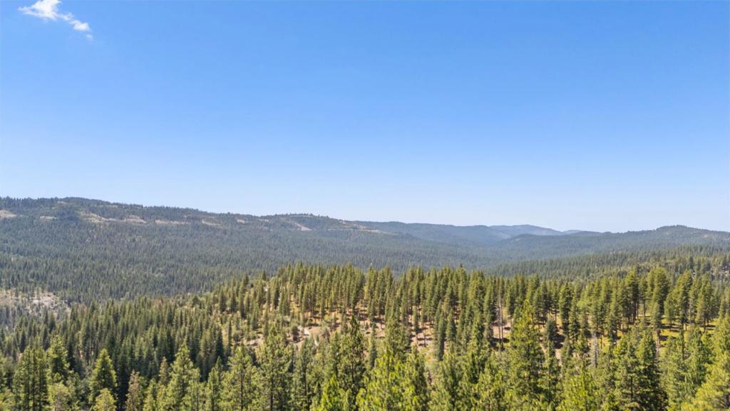 29380 Lassen Drive, Cold Springs, CA 95335