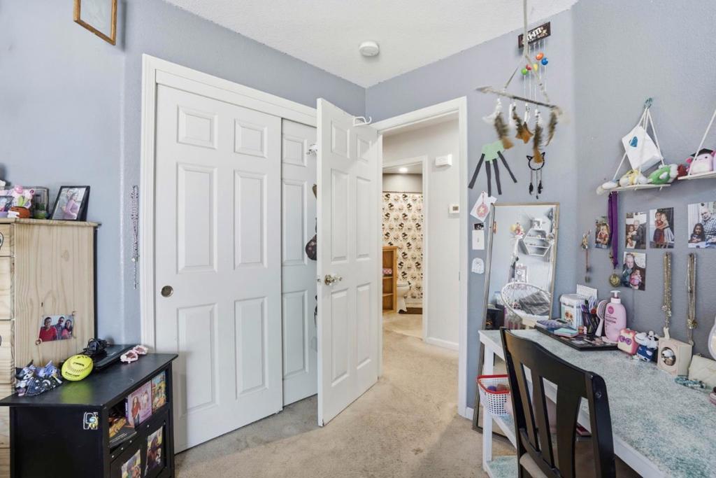 1876 Boalt Dr, Los Banos, CA 93635