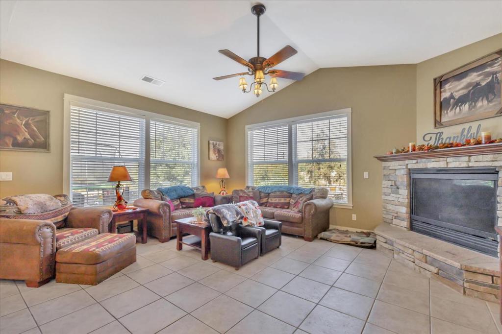 46347 Opah Dr, Ahwahnee, CA 93601