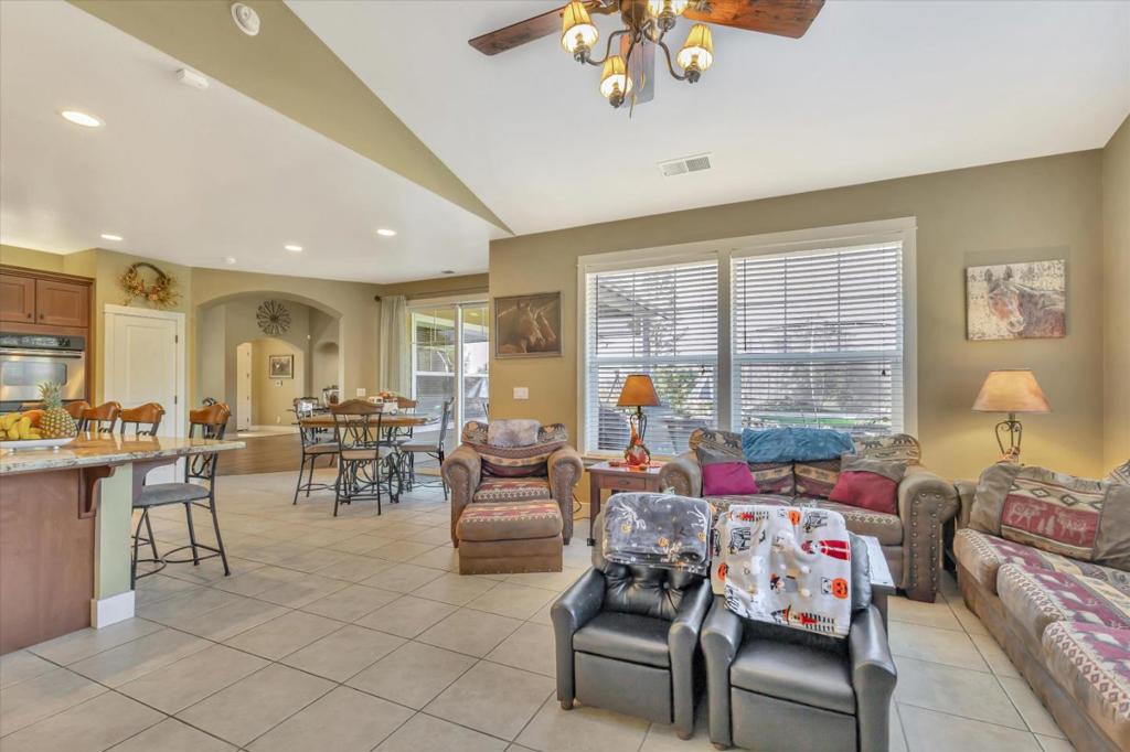 46347 Opah Dr, Ahwahnee, CA 93601