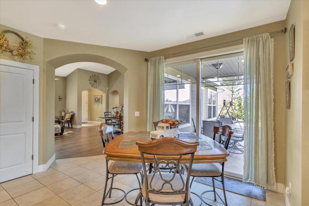 46347 Opah Dr, Ahwahnee, CA 93601