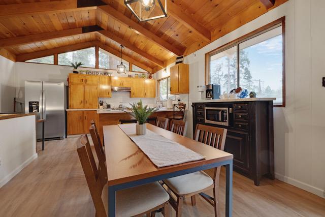 22461 Ponderosa Dr, Twain Harte, CA 95383