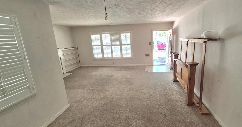 1032 9th St, Los Banos, CA 93635