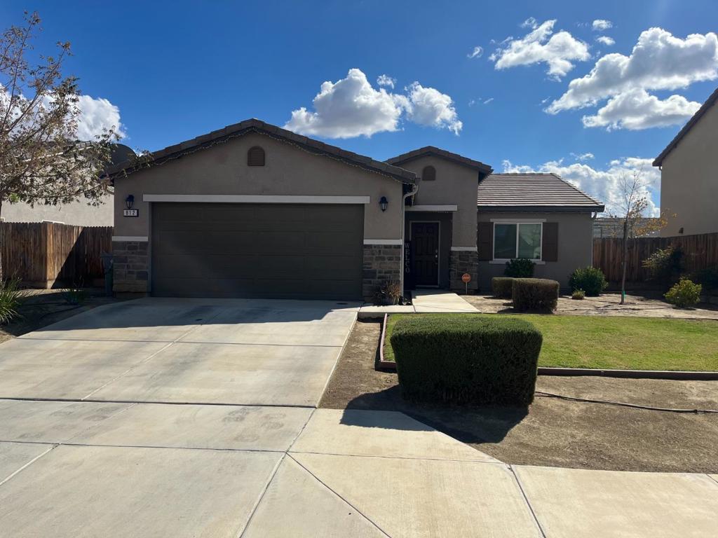 812 Reisling, Coalinga, CA 93210