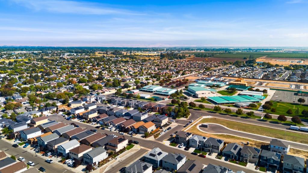 603 Cadiz Ave, Merced, CA 95341