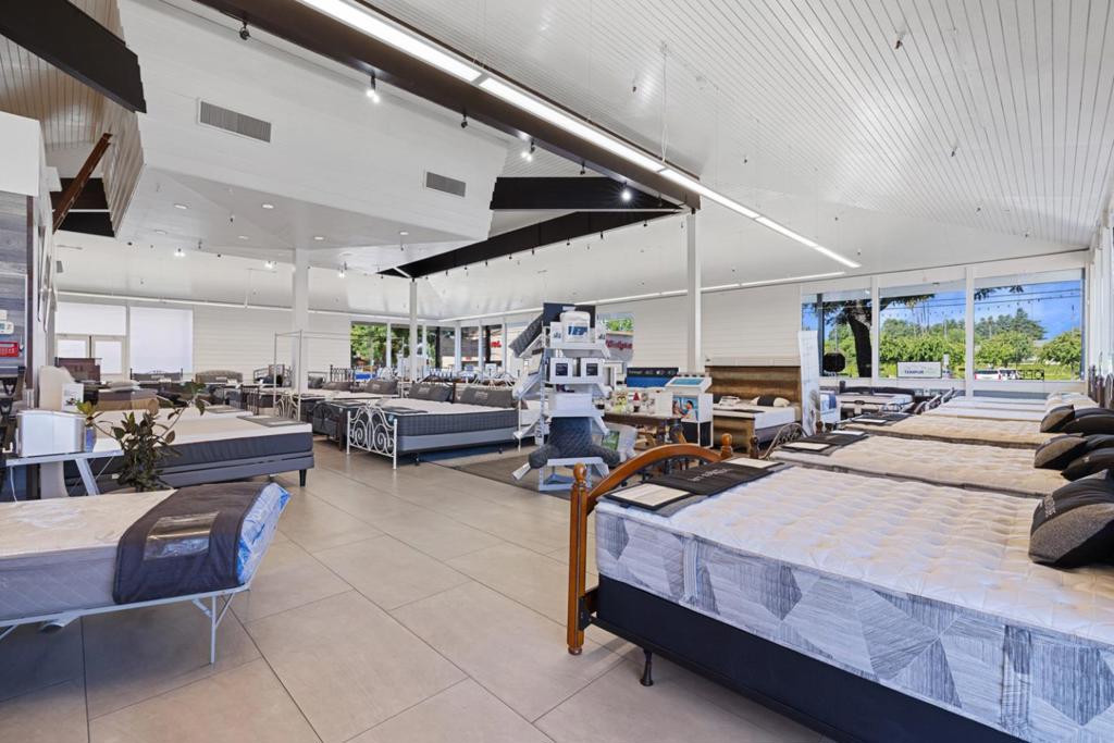 1120 Mchenry Ave, Modesto, CA 95350