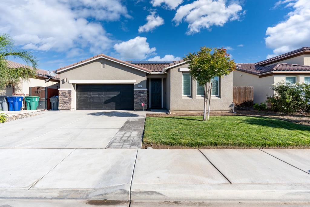 664 Amabile Dr, Los Banos, CA 93635