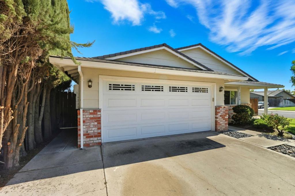 2016 Westboro Ln, Manteca, CA 95336