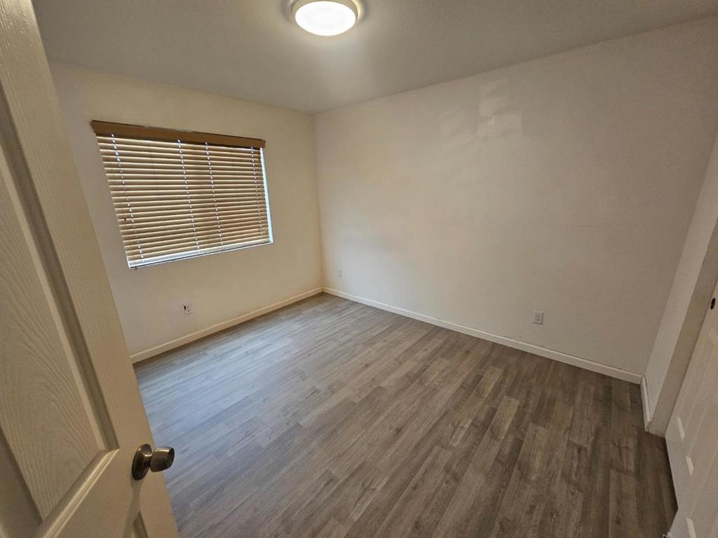 13721 Santa Lucia Dr, Gustine, CA 95322