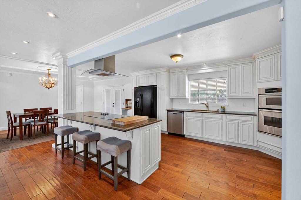 1110 California Ave, Dos Palos, CA 93620