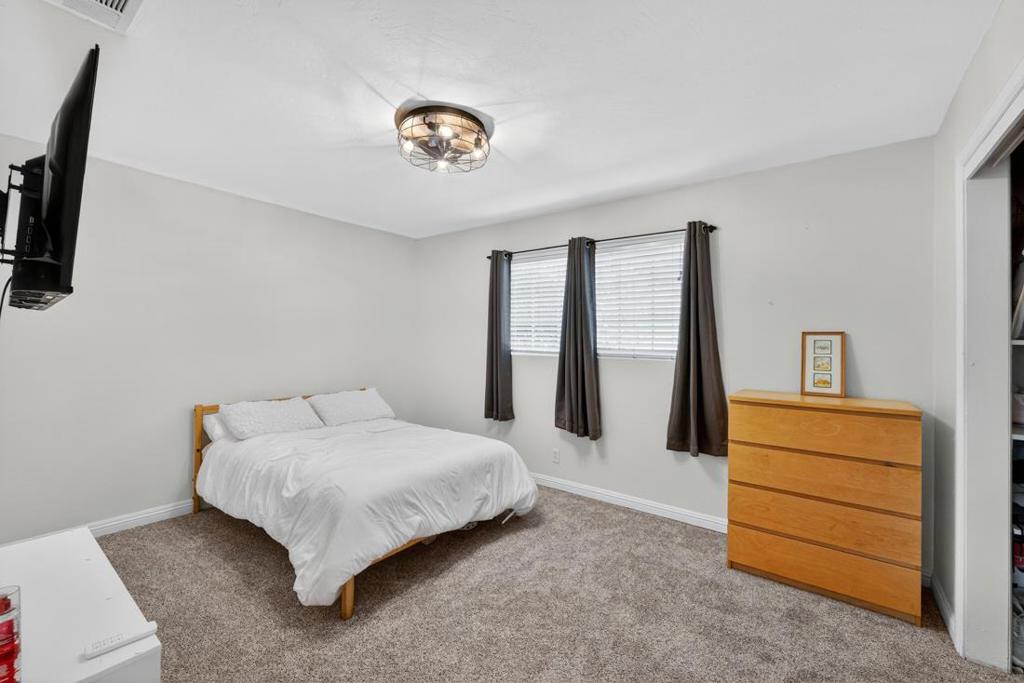 1110 California Ave, Dos Palos, CA 93620