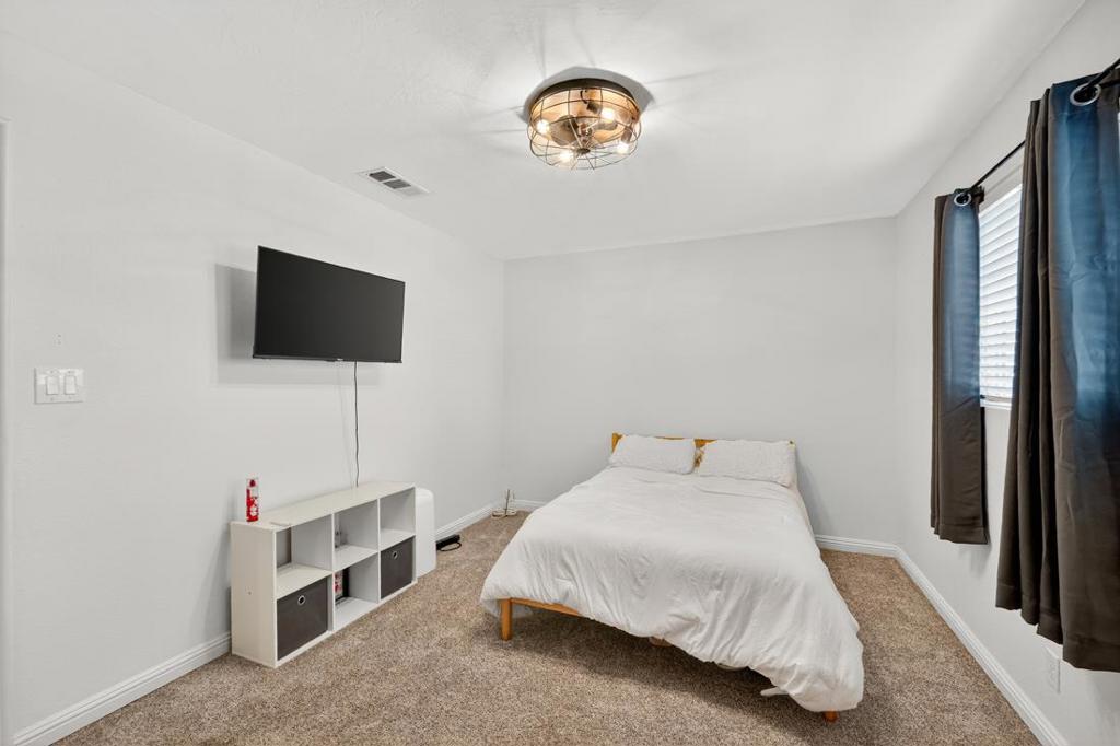 1110 California Ave, Dos Palos, CA 93620