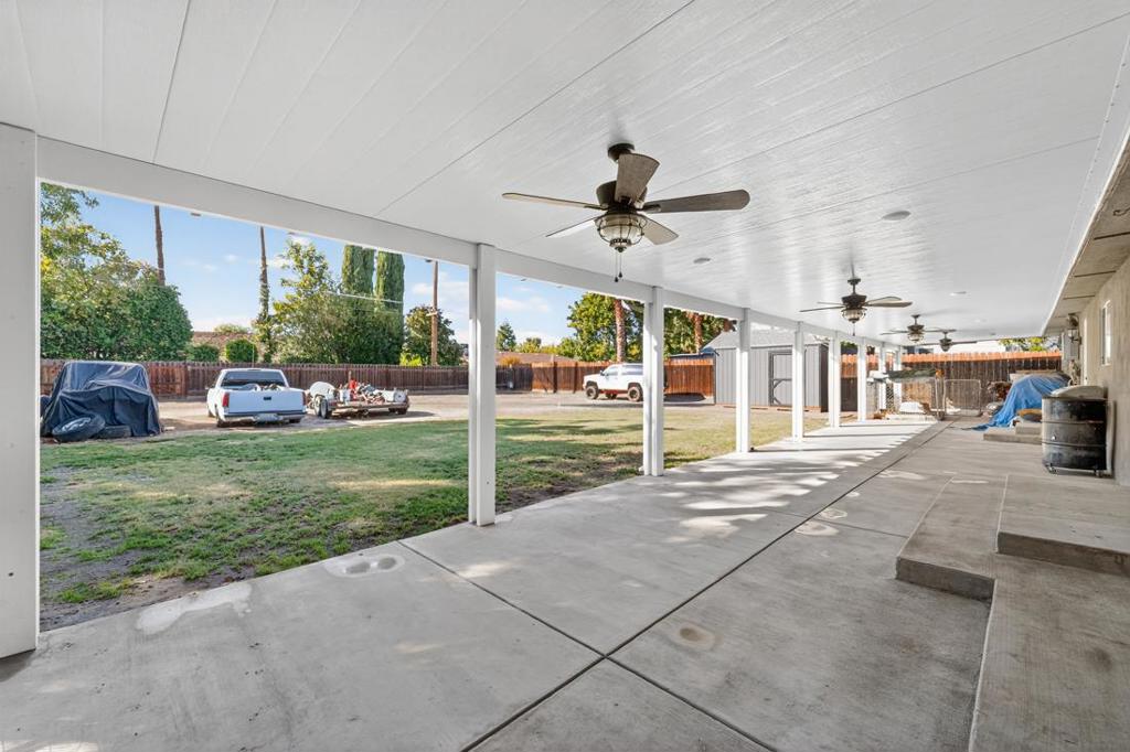 1110 California Ave, Dos Palos, CA 93620