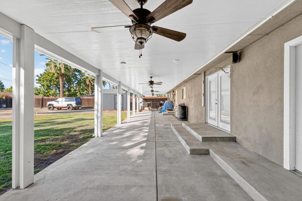 1110 California Ave, Dos Palos, CA 93620