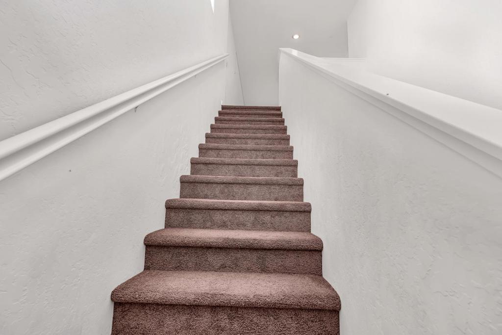 408 RICE Way, Los Banos, CA 93635