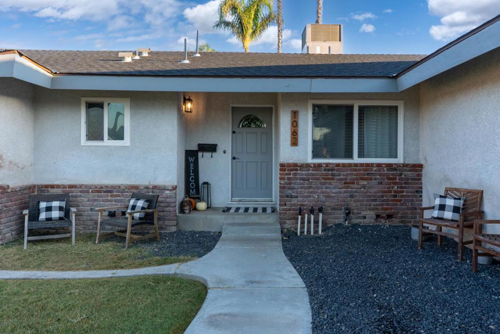 1062 Madison Ave, Los Banos, CA 93635