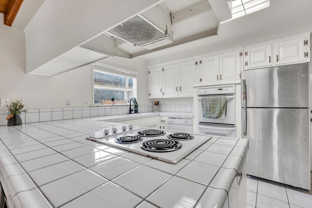 1062 Madison Ave, Los Banos, CA 93635