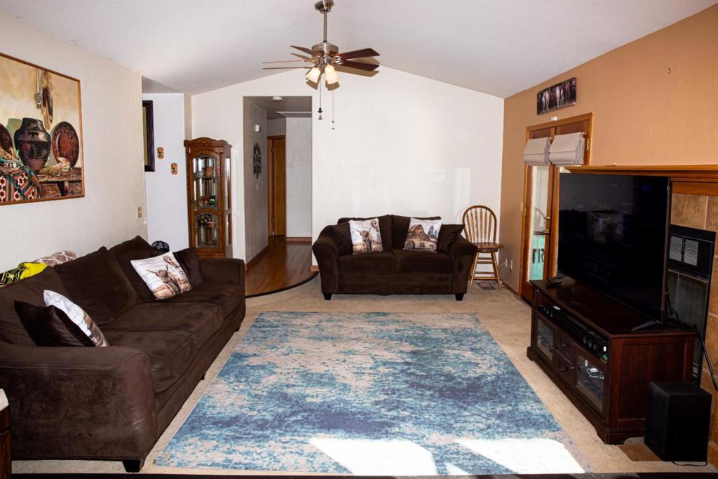 2024 Princeton Ct, Los Banos, CA 93635