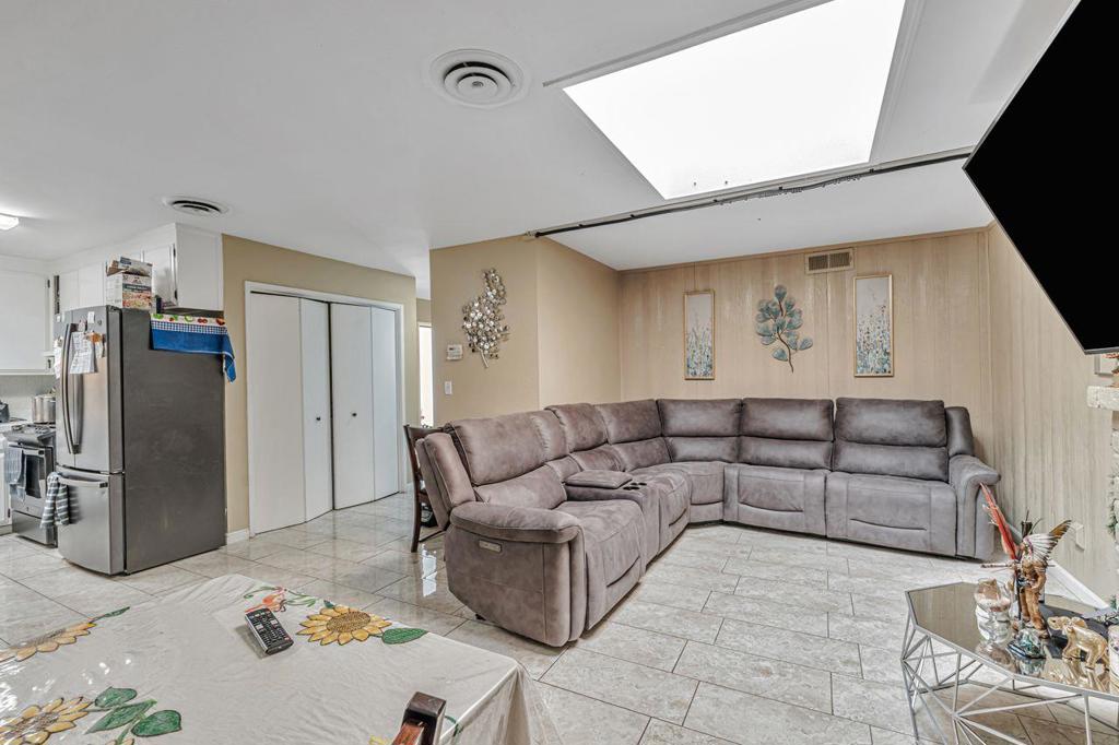 2210 San Blas Ct, Modesto, CA 95355