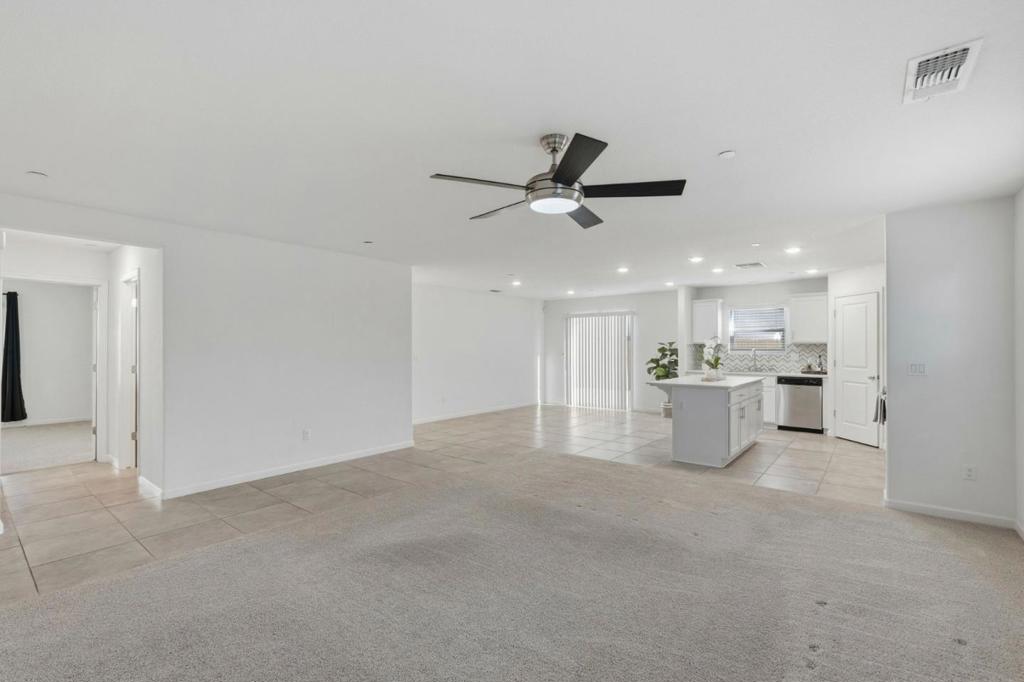 1740 Columbia Dr, Los Banos, CA 93635