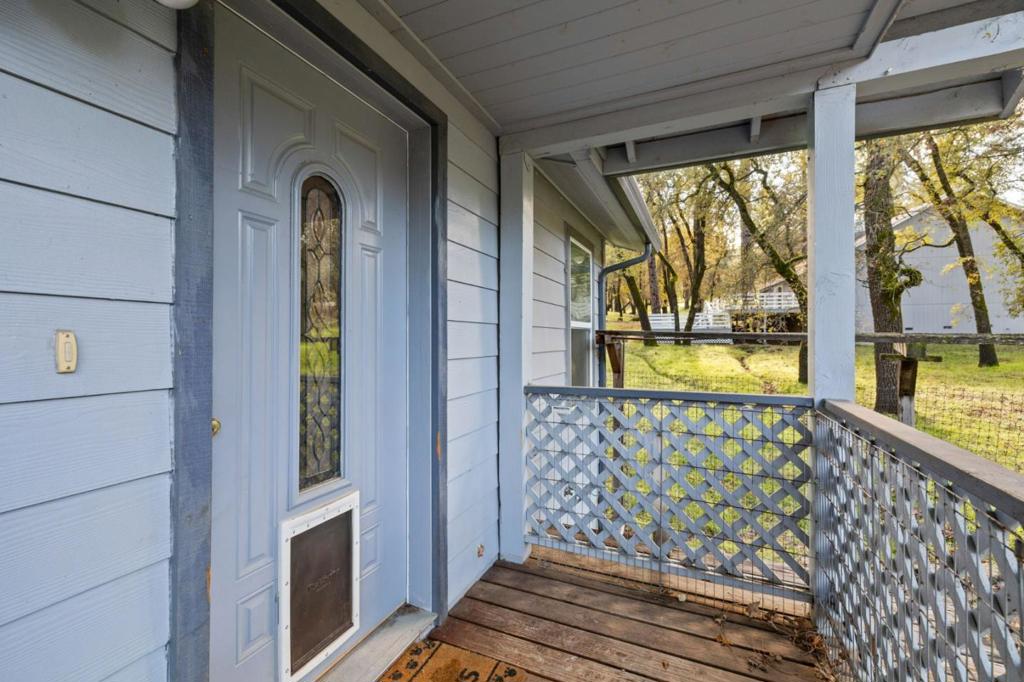 19307 Ferretti Rd, Groveland, CA 95321