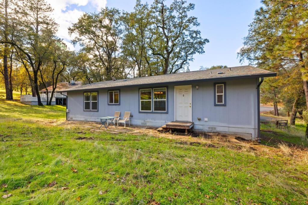 19307 Ferretti Rd, Groveland, CA 95321