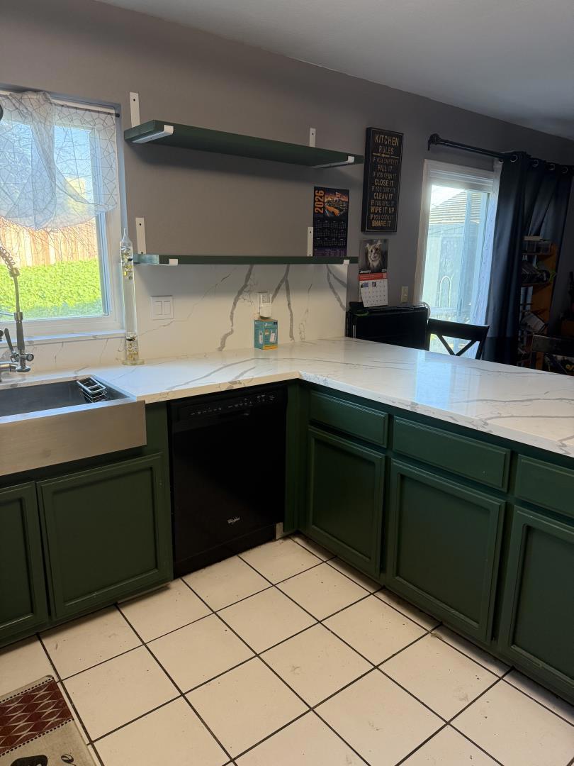 1265 Brentwood Ave, Gustine, CA 95322