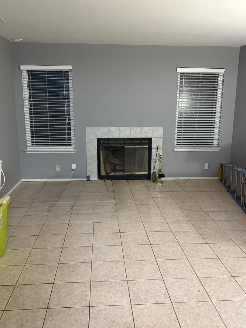 1265 Brentwood Ave, Gustine, CA 95322